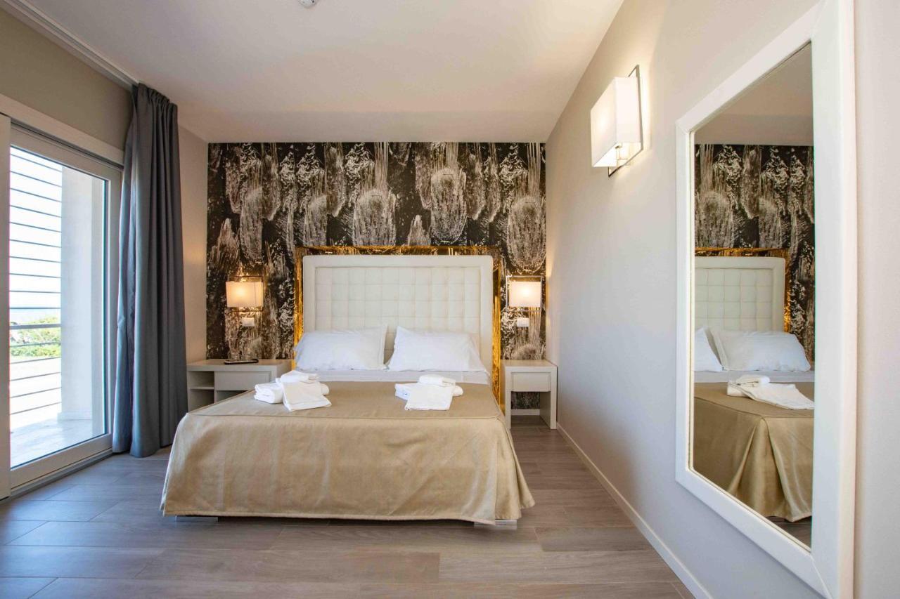 Hotel Boutique Carolina Marina di Castagneto Carducci Exterior photo